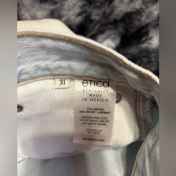 ética loose fit womens jeans size 12 light wash wide leg distressed relaxed fit - Picture 5 of 9